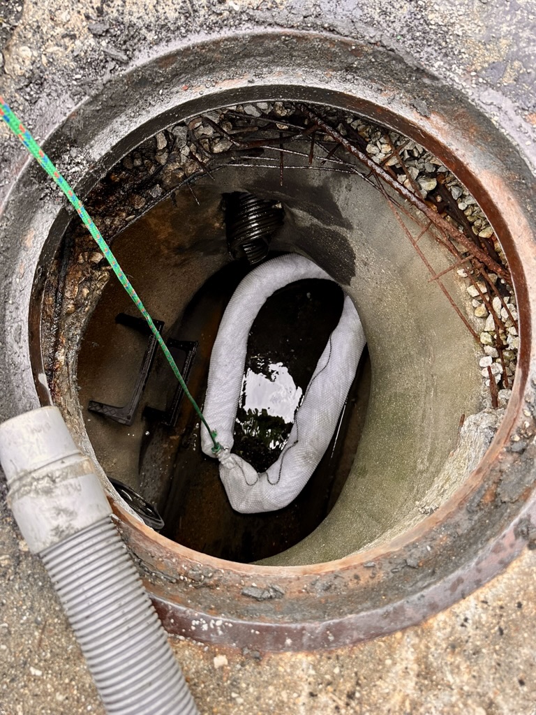 pump out sewer